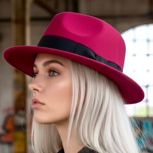 Statement Hat! 100% Wool Short Brim Fedora